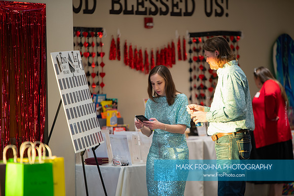 St Gabriel Casino Night Auction 2025-122