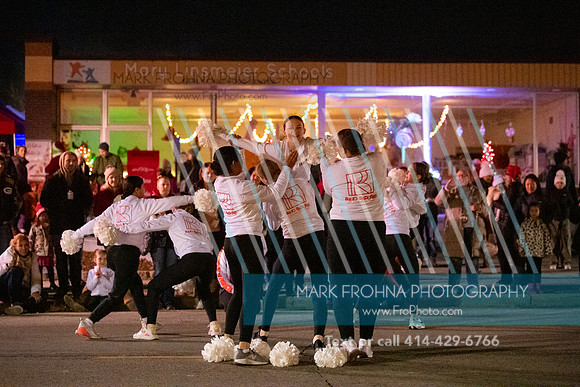 BRIO Brookfield Tree Lighting 2023-50