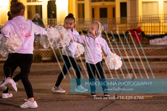 BRIO Brookfield Tree Lighting 2023-11