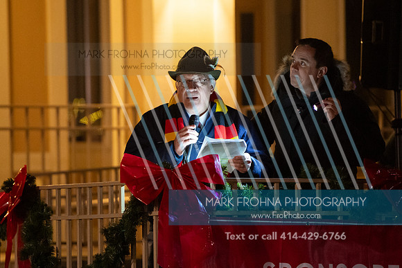 BRIO Brookfield Tree Lighting 2023-87