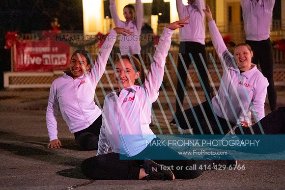 BRIO Brookfield Tree Lighting 2023-66