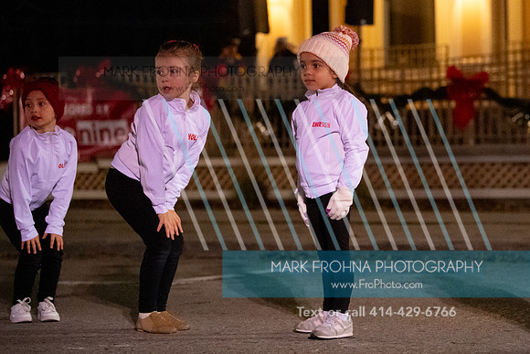 BRIO Brookfield Tree Lighting 2023-63
