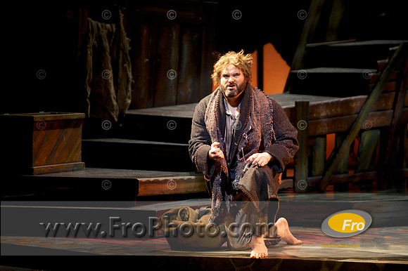 Skylight Les Miz Preview Selects 128