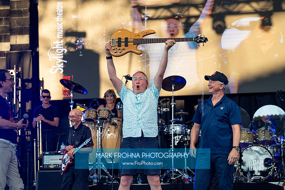 Skylight Rocks Gary Sinise Show-71