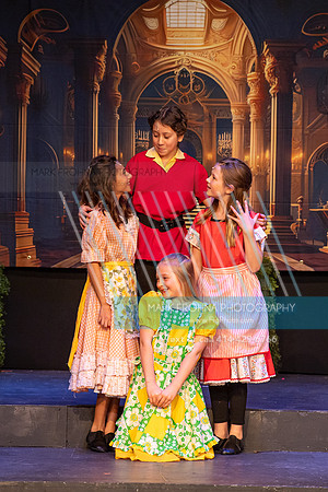 BRIO Beauty and the Beast 1 WOW-44