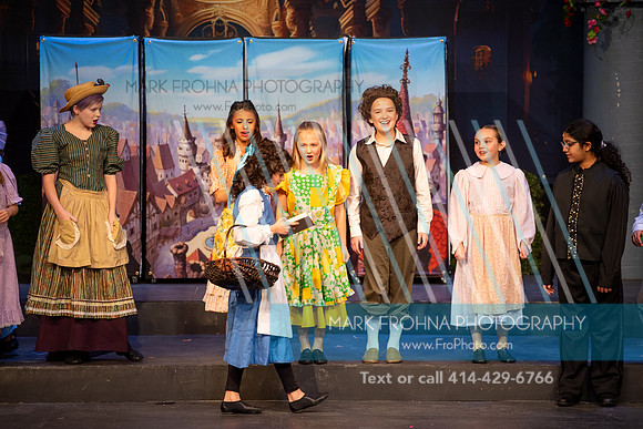 BRIO Beauty and the Beast 1 WOW-35