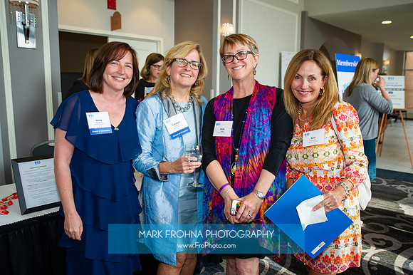 Impact100 Grant Awards Presentations 2019-082