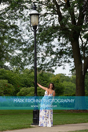 Senior Isabelle Xtras-131