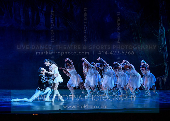 Milwaukee Ballet Swan Lake 2018 Highlights-053