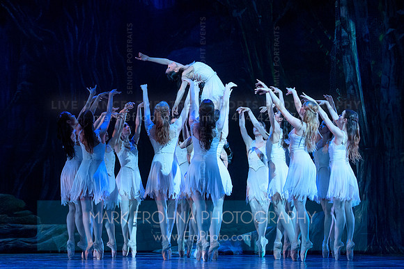 Milwaukee Ballet Swan Lake 2018 Highlights-051