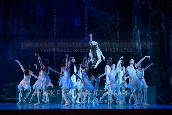 Milwaukee Ballet Swan Lake 2018 Highlights-050