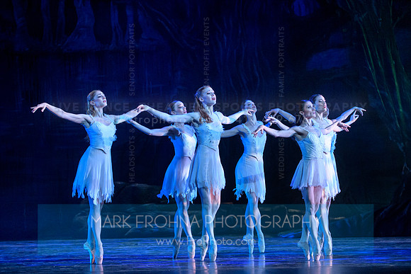 Milwaukee Ballet Swan Lake 2018 Highlights-046