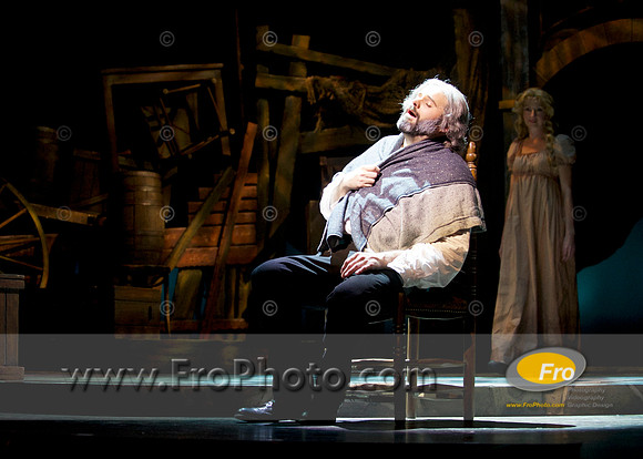Skylight Les Miz Preview Selects 116