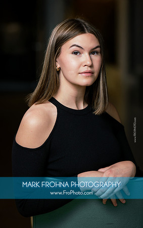 Emma Hipp Headshots 2025-23