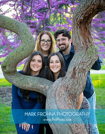 Nicole and Family 2025-19
