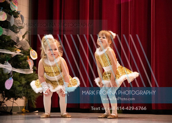 Lake Country Dance Petite Holiday 2021-45
