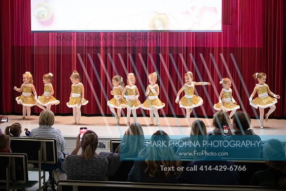 Lake Country Dance Petite Holiday 2021-11