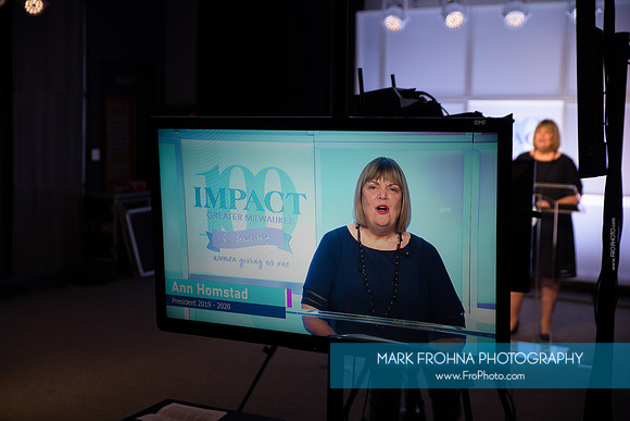 Impact100 Awards Ceremony 2020-040