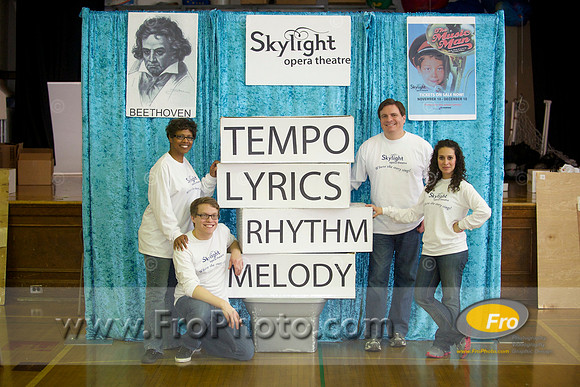 Skylight Standard Songbook 083