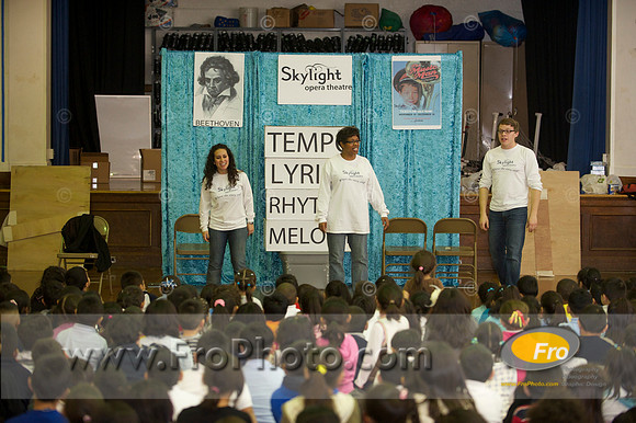 Skylight Standard Songbook 071