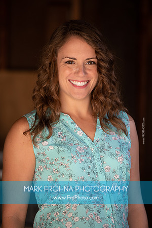 Stephanie Staszak Headshots 2020-103