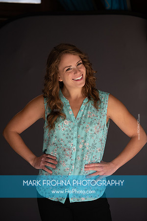 Stephanie Staszak Headshots 2020-101