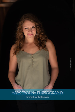 Stephanie Staszak Headshots 2020-093