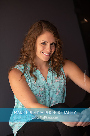 Stephanie Staszak Headshots 2020-076