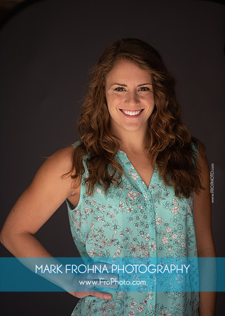 Stephanie Staszak Headshots 2020-068