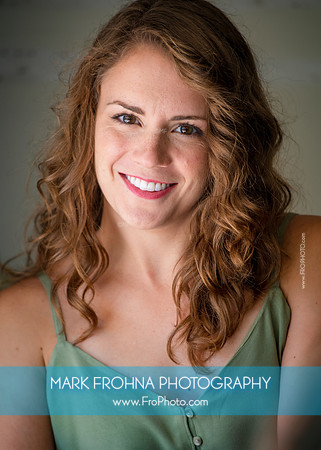 Stephanie Staszak Headshots 2020-052