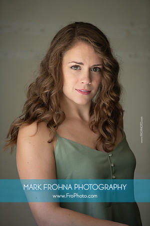 Stephanie Staszak Headshots 2020-050