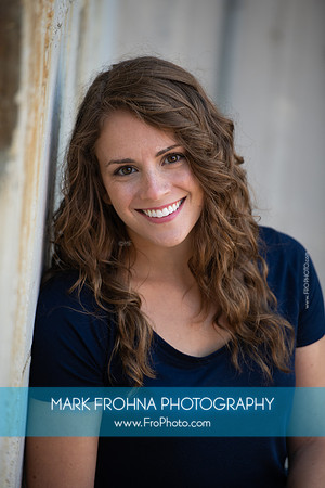 Stephanie Staszak Headshots 2020-038