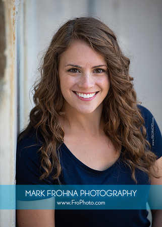 Stephanie Staszak Headshots 2020-035