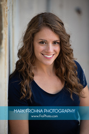 Stephanie Staszak Headshots 2020-034