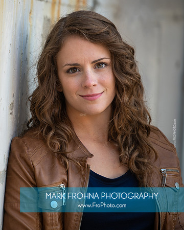 Stephanie Staszak Headshots 2020-028