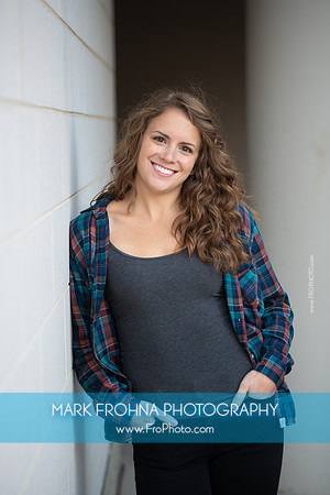 Stephanie Staszak Headshots 2020-019