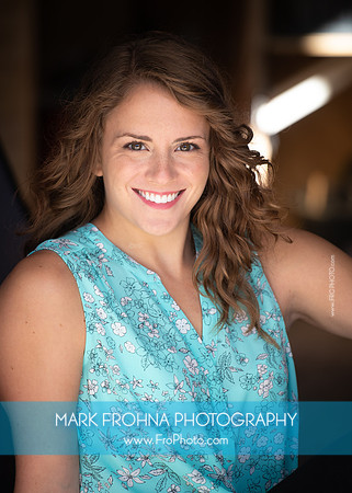 Stephanie Staszak Headshots 2020-018