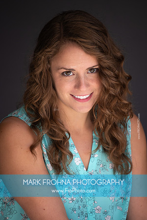 Stephanie Staszak Headshots 2020-011