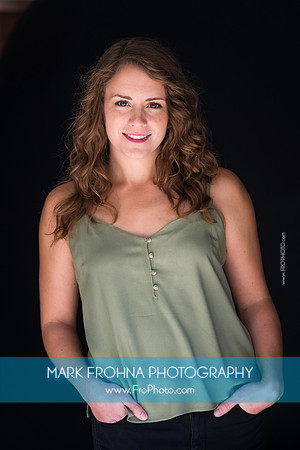 Stephanie Staszak Headshots 2020-007