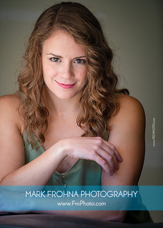 Stephanie Staszak Headshots 2020-002