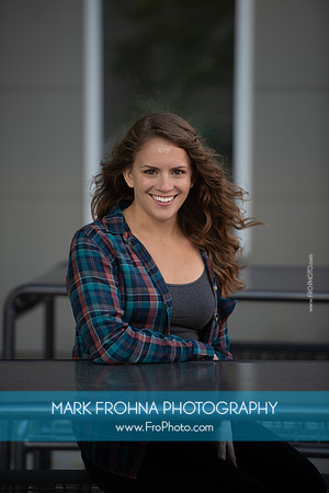 Stephanie Staszak Headshots 2020-124