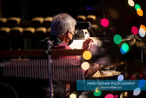Skylight Sings Holiday Special-026