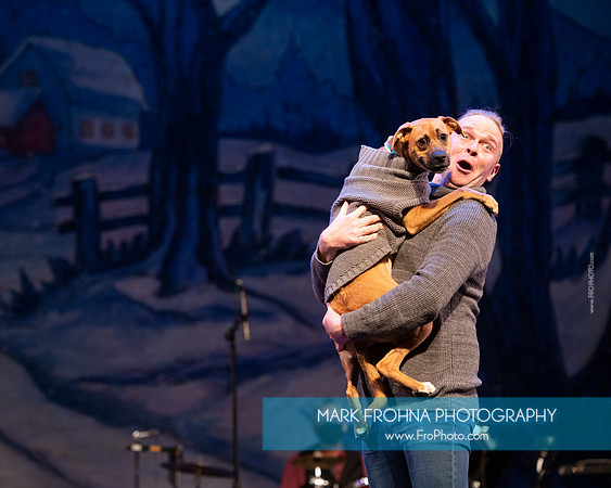 Skylight Sings Holiday Special-010