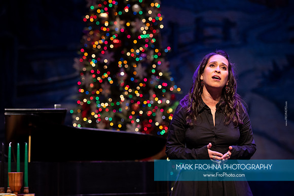 Skylight Sings Holiday Special-056
