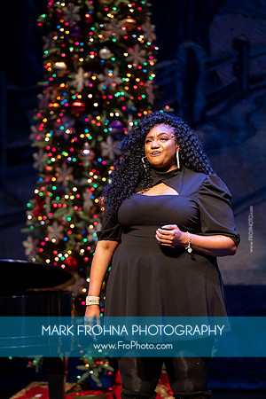Skylight Sings Holiday Special-043