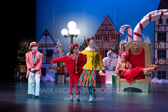 BCA Panto Grinch-085