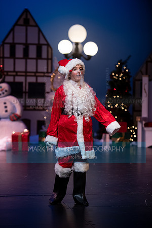 BCA Panto Grinch-080