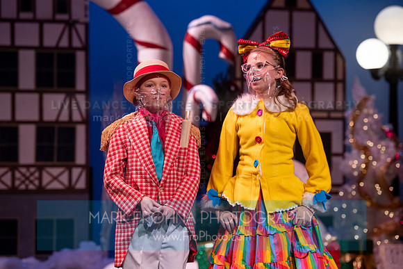 BCA Panto Grinch-050