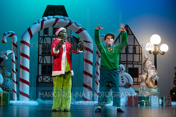 BCA Panto Grinch-041