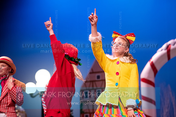 BCA Panto Grinch-037